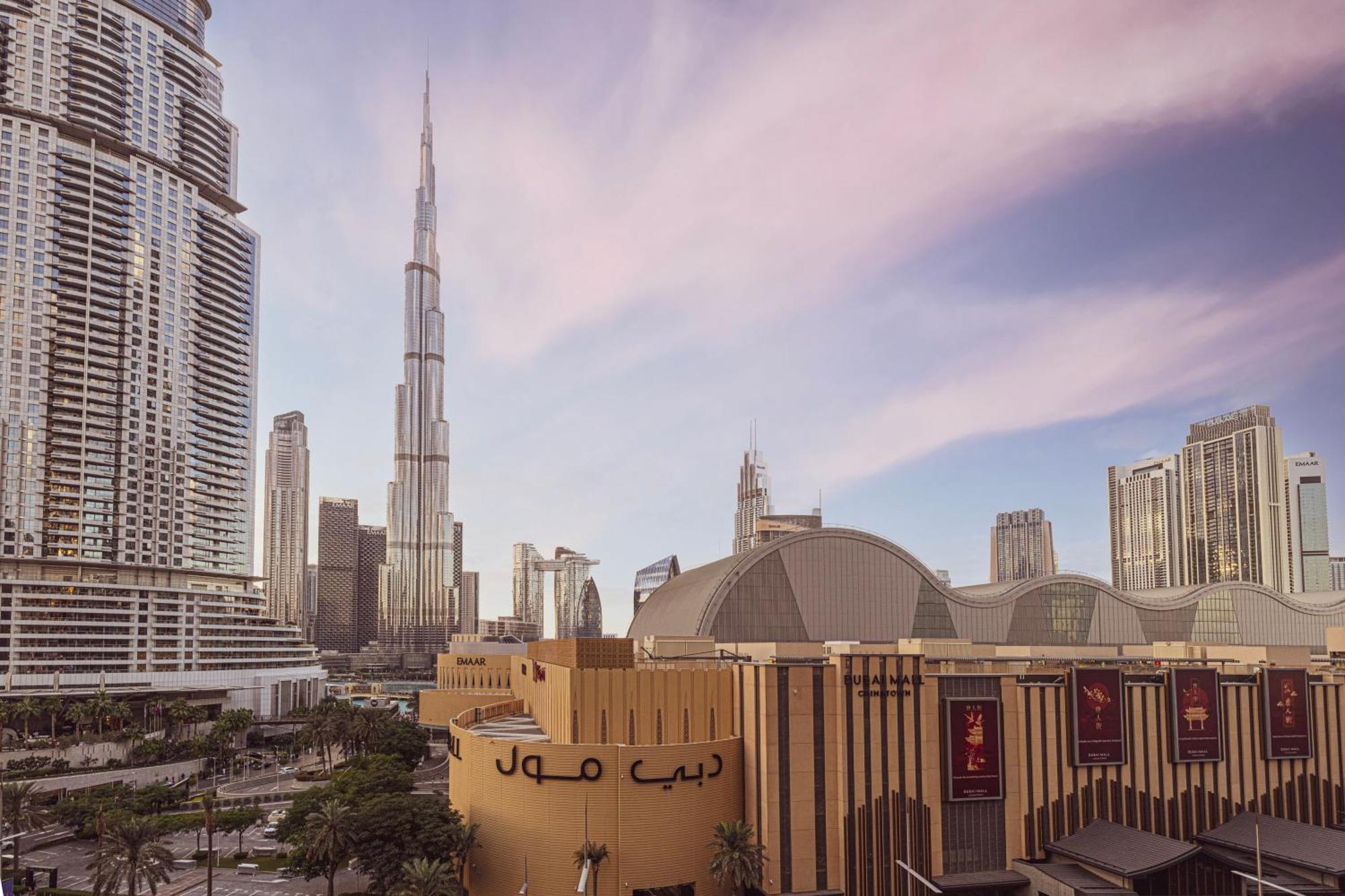 Luxe 1br With Full Burj Views And Mall Access